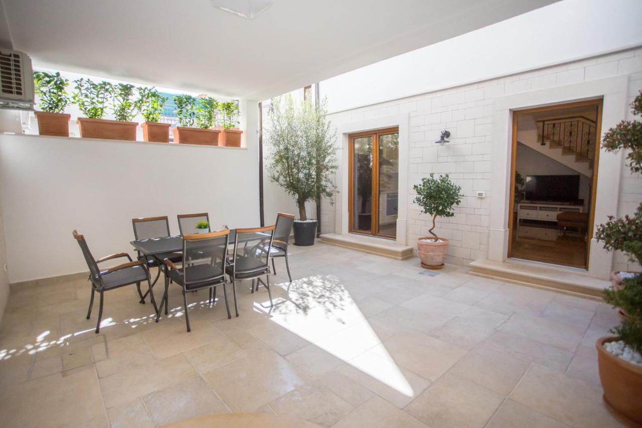 Holiday Home Camellia Пореч Экстерьер фото