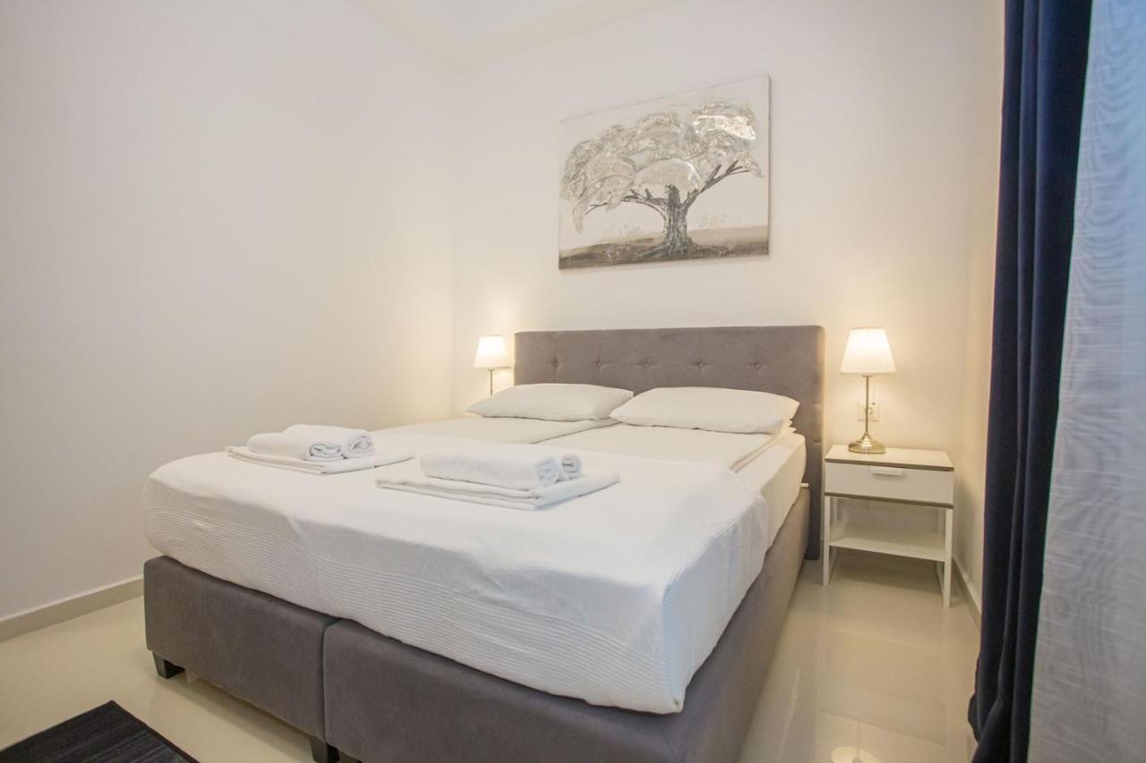 Holiday Home Camellia Пореч Экстерьер фото