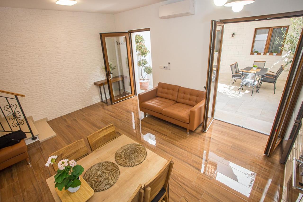 Holiday Home Camellia Пореч Экстерьер фото