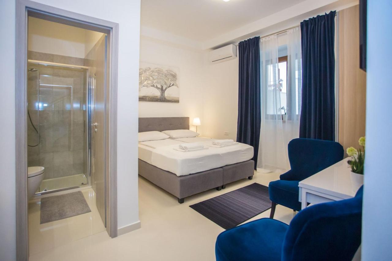 Holiday Home Camellia Пореч Экстерьер фото