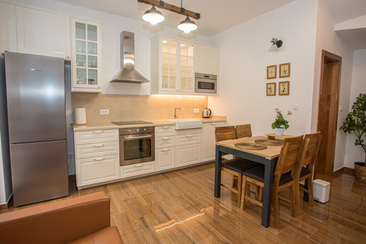 Holiday Home Camellia Пореч Экстерьер фото