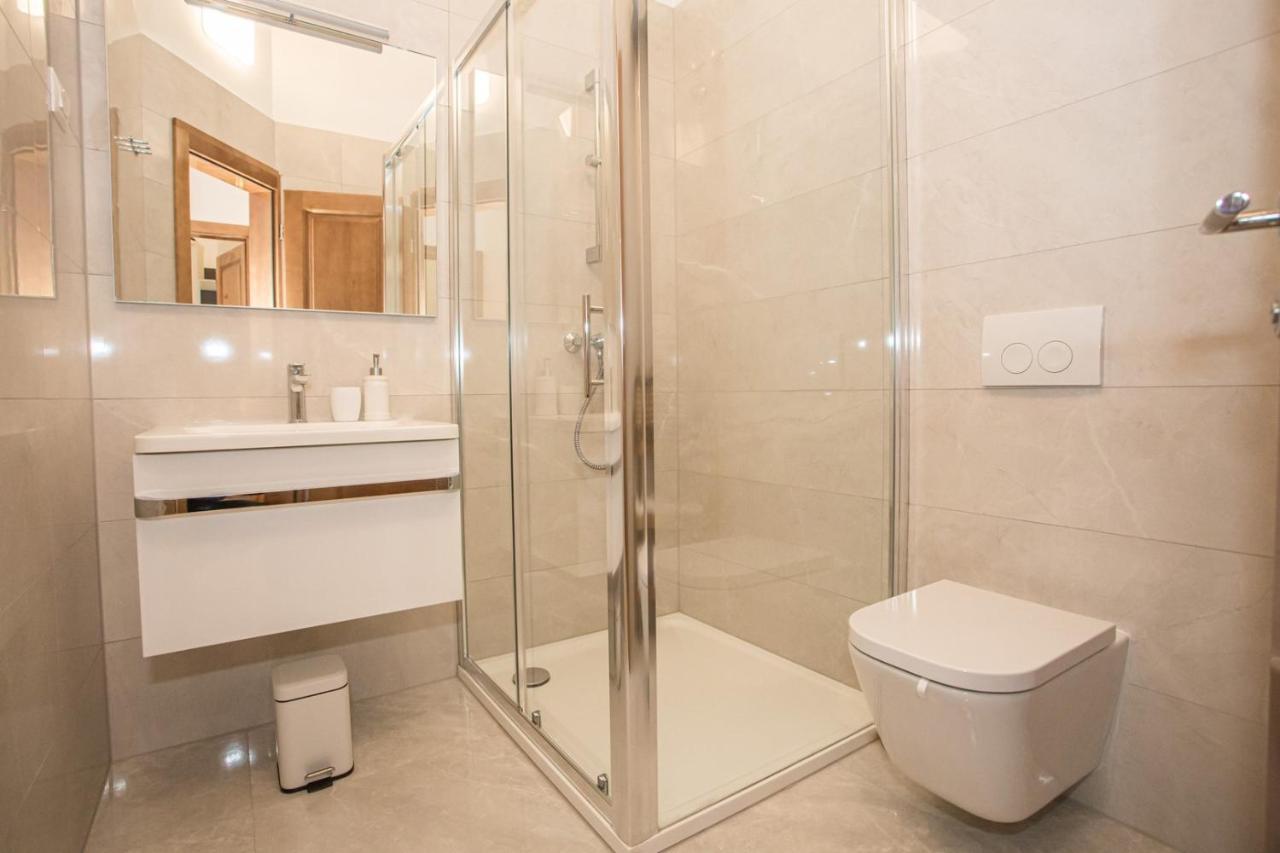 Holiday Home Camellia Пореч Экстерьер фото